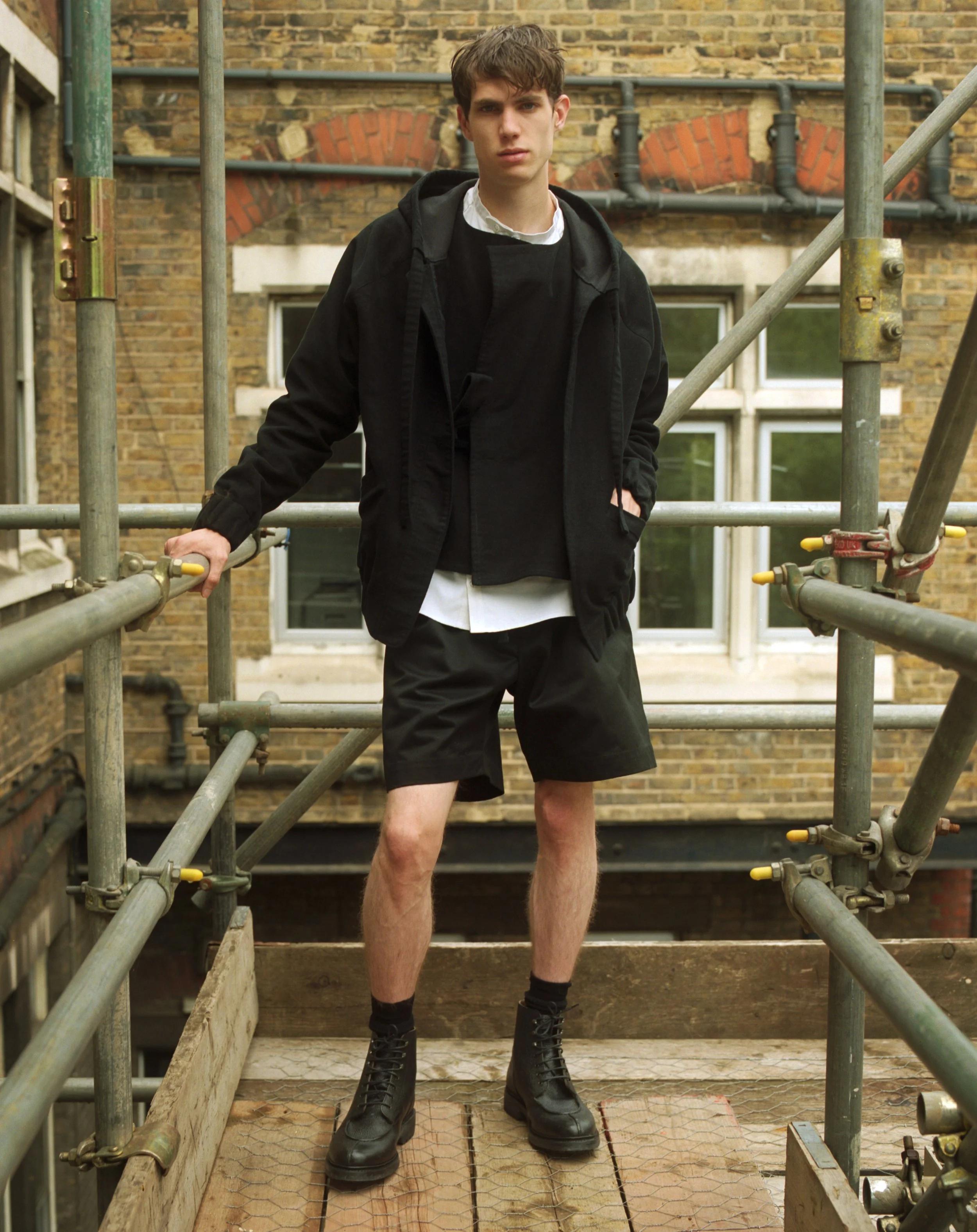 MW SS16 — PHOEBE ENGLISH